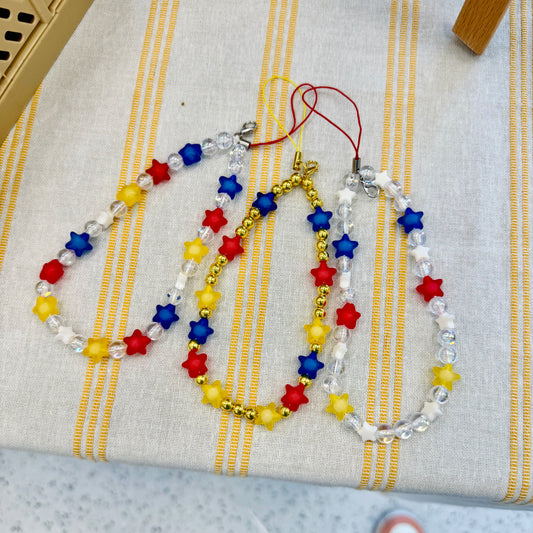 Nilla’s Sparkly Wriststraps