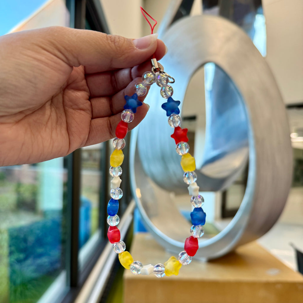 Nilla’s Sparkly Wriststraps