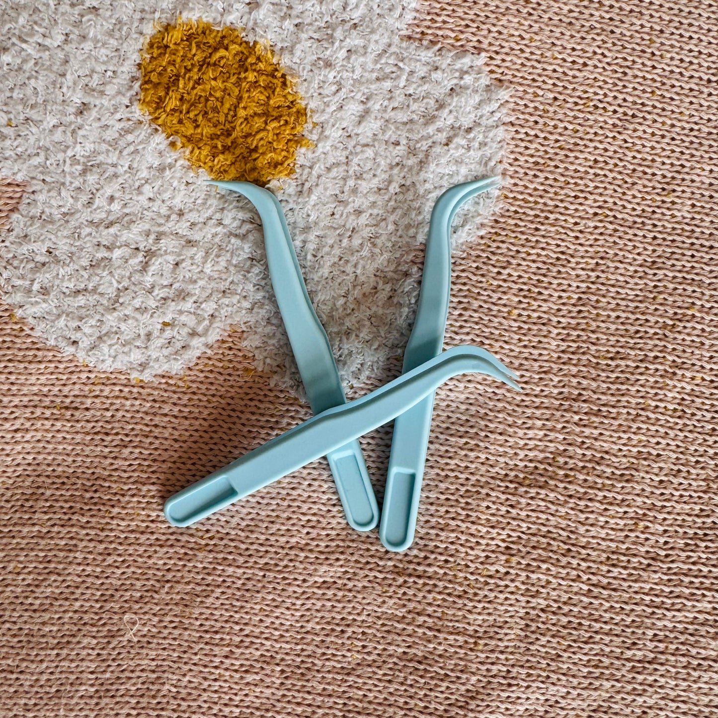 BunBook Sticker Tweezers - Light Blue